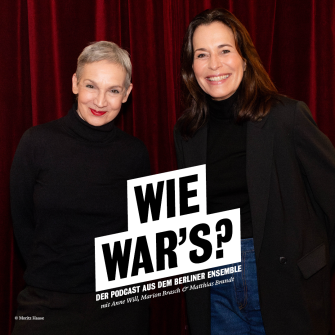 Marion Brasch und Anne Will vor der Vorstellung im Berliner Ensemble