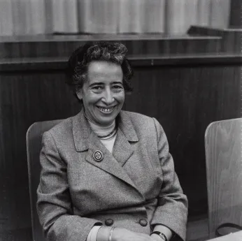 Hannah Arendt auf dem 1. Kulturkritikerkongress, 1958